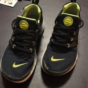 Nike Hurrache size 2